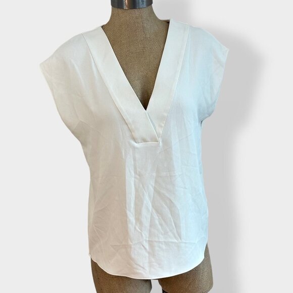 H&M White Short Sleeve V Neck Blouse 2 - Picture 1 of 6